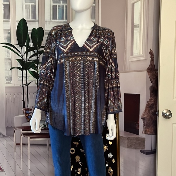 Seven Forty Two Bell Sleeves Aztec Print Top. Size L. P63/A2294 - Picture 1 of 6